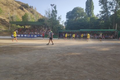 Un ambiente de gala en la pista.