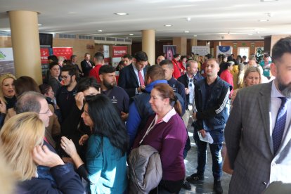 Se celebra la octava edición de la Feria de Empleo y Emprendimiento.