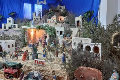 Uno de los belenes premiados en Adra.