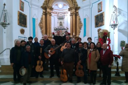Participantes en esta acto navideño y religioso.