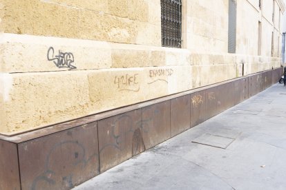 Fachada del Teatro Cervantes.