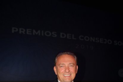 El periodista Joaquín Segura conductor de la entrega de Premios