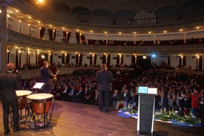 Ensemble de metales y percusión de la Orquesta Universidad de Almería, dirigida por Juan José Navarro.