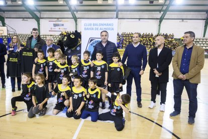 Una gran familia, la del Bahía de Almería.