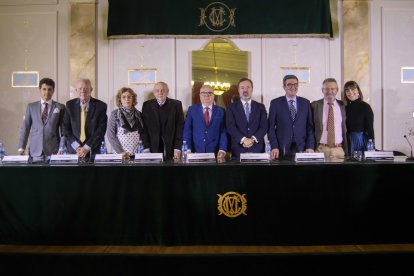 Ruiz Manuel, Juan José Giménez, Mª del Mar Agüero, Gonzalo Hernández, Pedro Manuel de la Cruz, Fausto Romero, José Arturo Pérez, Juan José Romero y Marta Rodríguez.