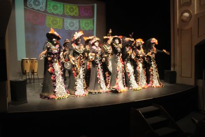 La comparsa femenina Ciudad de la Alhambra, ‘La Maldita Comparsa’.