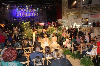 Boda de Esther y Carmen en Bodas de Ensueño.
