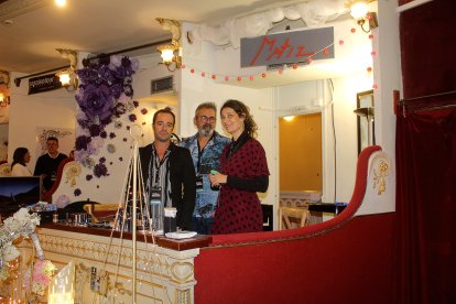 Matiz, con Idoia, Miguel Ángel Reche y Diego Maldonado.