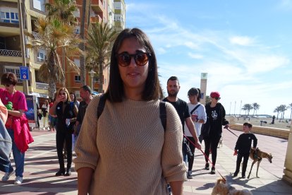 Participantes en la concentración en el Paseo Marítimo.