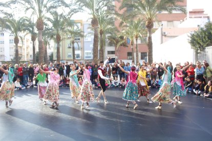 El Conservatorio Profesional de Danza celebra el Día de Andalucía.