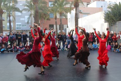El Conservatorio Profesional de Danza celebra el Día de Andalucía.