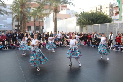 El Conservatorio Profesional de Danza celebra el Día de Andalucía.