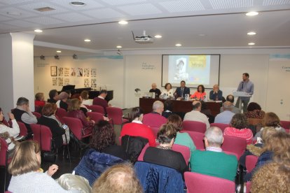 Presentación del libro ‘Munira’ antología poética de Pilar Quirosa.