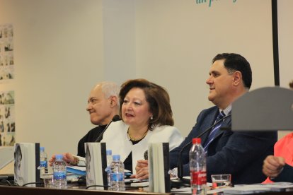 Presentación del libro ‘Munira’ antología poética de Pilar Quirosa.