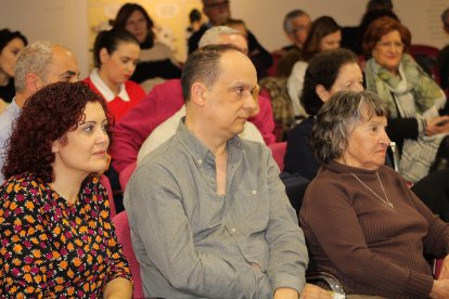 Presentación del libro ‘Munira’ antología poética de Pilar Quirosa.