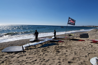 El viento se sumó a la concentración PLEGUR