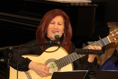 Cartas de Celia Viñas a su familia.