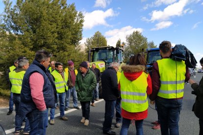 Agricultores de Almería y Granada se unen para protestar. Foto: Asaja