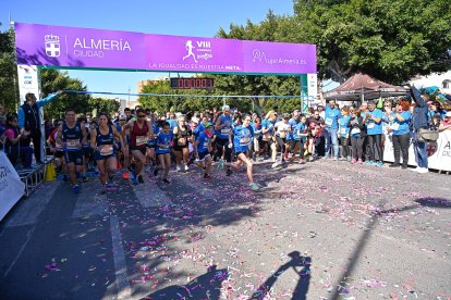 Carrera del Día de la Mujer en Almería. Llegadas a meta de 11 a 11:30 horas