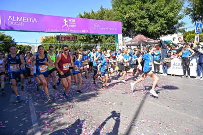 Carrera del Día de la Mujer en Almería. Llegadas a meta de 11 a 11:30 horas