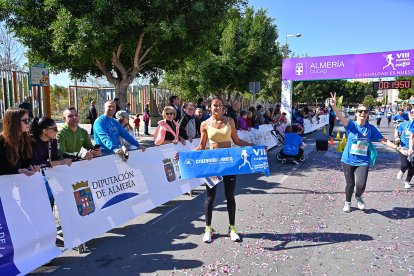 Carrera del Día de la Mujer en Almería. Llegadas a meta de 11:30 a 11:45 horas.