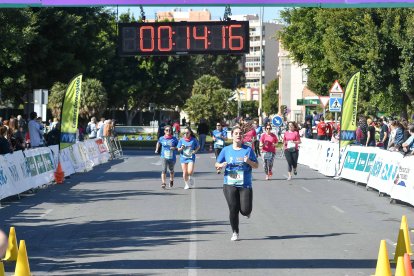 Carrera del Día de la Mujer en Almería. Llegadas a meta de 11:30 a 11:45 horas.