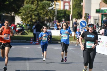 Carrera del Día de la Mujer en Almería. Llegadas a meta de 11:30 a 11:45 horas.