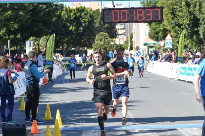 Carrera del Día de la Mujer en Almería. Llegadas a meta de 11:30 a 11:45 horas.