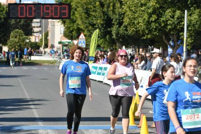 Carrera del Día de la Mujer en Almería. Llegadas a meta de 11:30 a 11:45 horas.