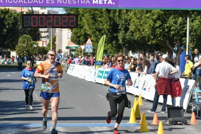 Carrera del Día de la Mujer en Almería. Llegadas a meta de 11:30 a 11:45 horas.