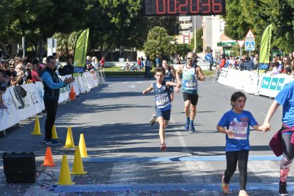 Carrera del Día de la Mujer en Almería. Llegadas a meta de 11:30 a 11:45 horas.