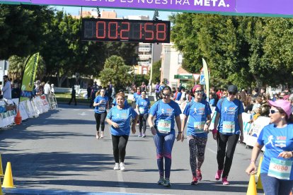 Carrera del Día de la Mujer en Almería. Llegadas a meta de 11:30 a 11:45 horas.