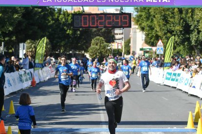 Carrera del Día de la Mujer en Almería. Llegadas a meta de 11:30 a 11:45 horas.