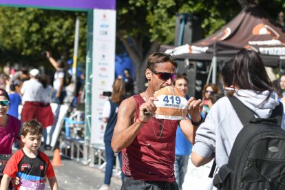 Carrera del Día de la Mujer en Almería. Llegadas a meta de 11:30 a 11:45 horas.