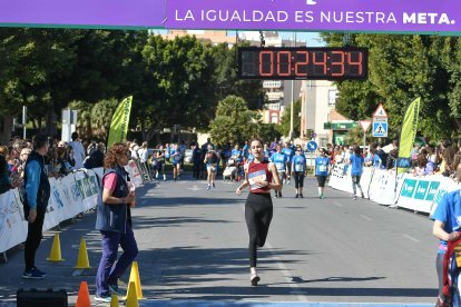 Carrera del Día de la Mujer en Almería. Llegadas a meta de 11:30 a 11:45 horas.
