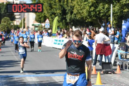 Carrera del Día de la Mujer en Almería. Llegadas a meta de 11:30 a 11:45 horas.
