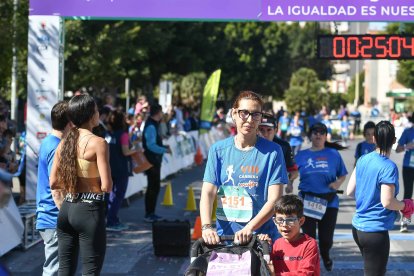Carrera del Día de la Mujer en Almería. Llegadas a meta de 11:30 a 11:45 horas.