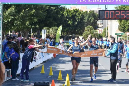 Carrera del Día de la Mujer en Almería. Llegadas a meta de 11:30 a 11:45 horas.