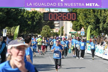 Carrera del Día de la Mujer en Almería. Llegadas a meta de 11:30 a 11:45 horas.