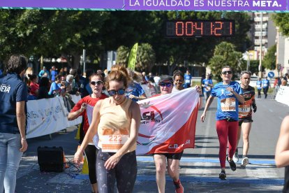 Carrera Día de la Mujer -  Llegadas de 12 a 12:30 horas.