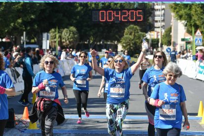 Carrera Día de la Mujer -  Llegadas de 12 a 12:30 horas.