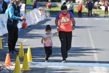 Carrera Día de la Mujer -  Llegadas de 12 a 12:30 horas.