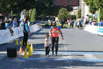Carrera Día de la Mujer -  Llegadas de 12 a 12:30 horas.
