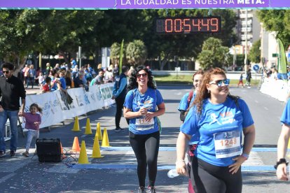 Carrera Día de la Mujer -  Llegadas de 12 a 12:30 horas.