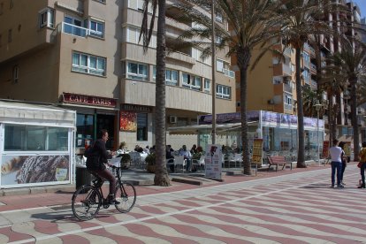 Paseo Marítimo, los Tritones.