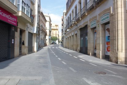Aspecto de la calle Real pero a las doce del mediodía.