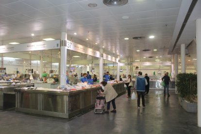 Zona de pescadería del Mercado Central.