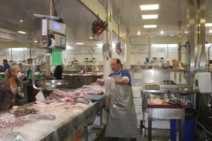 Zona de pescadería del Mercado Central.