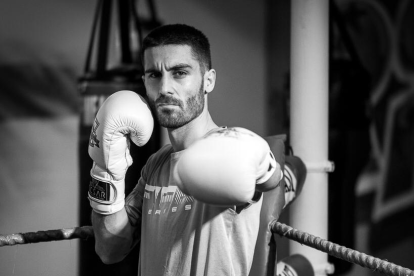 Vive dedicado a su profesión.