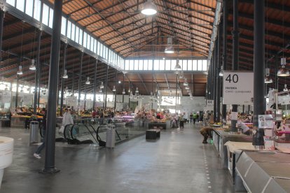 Hermandad de la Santa Cena, Mercado Central.
